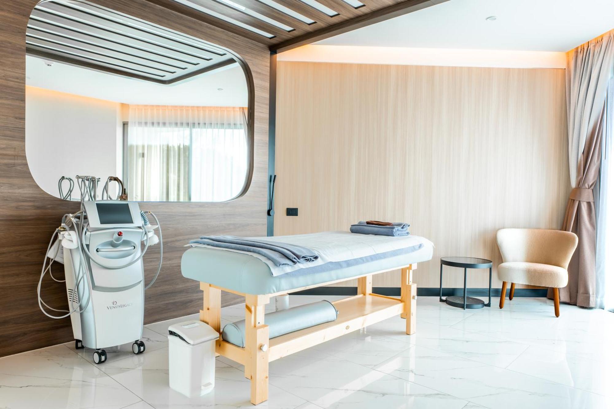 Sole Mio Boutique Hotel And Wellness - Adults Only Pantai Bang Tao Luaran gambar