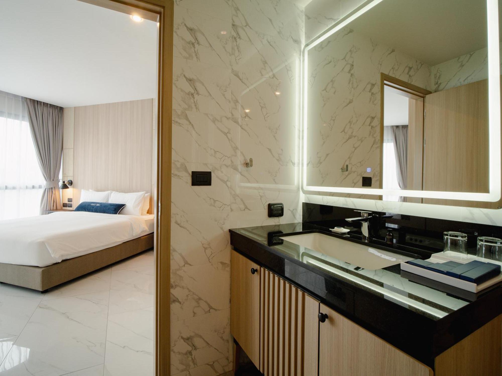 Sole Mio Boutique Hotel And Wellness - Adults Only Pantai Bang Tao Luaran gambar